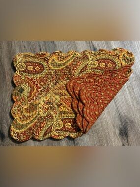 Quilted Paisley Reversible Placemats - 3 Piece Set - Shades of Rust and Mustard